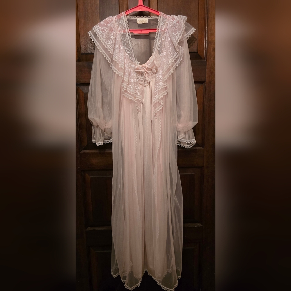 Vintage Cachet Peignoir/Negligee Nightgown Size S 8-10